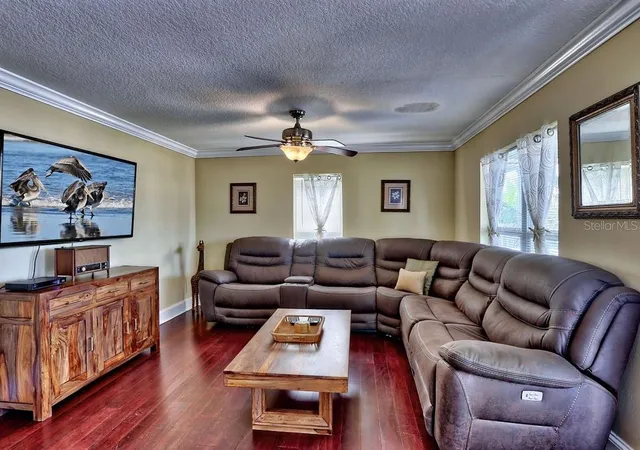 Photo 3 of Single family home for sale at 5433 Essex Ave S, Gulfport, FL 33707 | MLS# TB8548763 | Listing updated on 2026-09-27