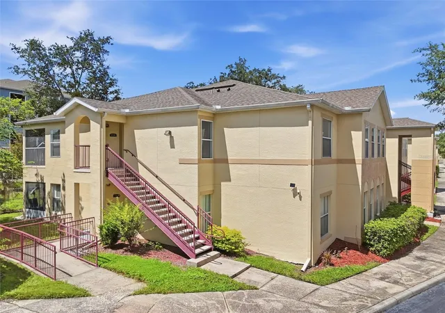 Photo 2 of Condo for sale at 2718 Clb Cortile Cir #B, Kissimmee, FL 34746 | MLS# O6441929 | Listing updated on 2026-09-16