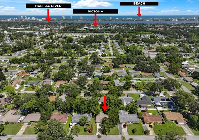 Photo 2 of Single family home for sale at 1009 Indian Oaks W, Daytona Beach, FL 32117 | MLS# V4951295 | Listing updated on 2026-10-04