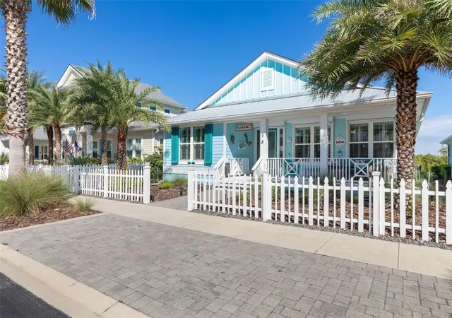 Photo 2 of Single family home for sale at 8 Hidden Treasure Dr, Palm Coast, FL 32137 | MLS# FC321460 | Listing updated on 2026-10-28