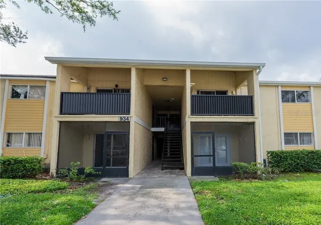 Photo 2 of Condo for sale at 934 Lake Destiny Rd #D, Altamonte Springs, FL 32714 | MLS# O6441935 | Listing updated on 2026-09-16