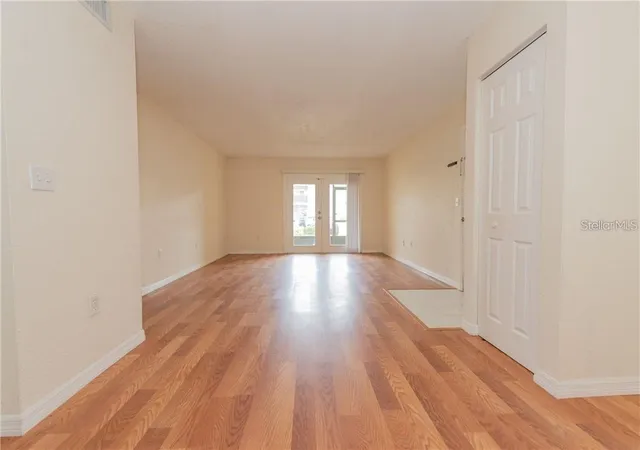 Listing Photo 4 - Condo for sale in building located at 934 Lake Destiny Rd, Altamonte Springs, FL 32714 - Unit #D