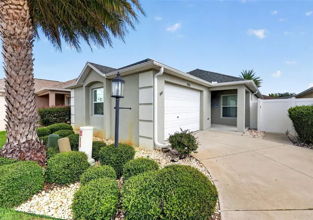 Photo 3 of Single family home for sale at 2961 Kramer Ct, The Villages, FL 32163 | MLS# G5117816 | Listing updated on 2026-09-17