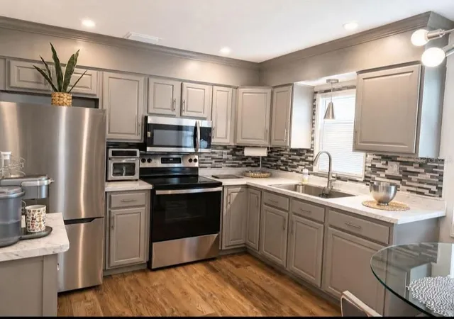 Photo 2 of Single family home for sale at 12201 Se 86th Court, Belleview, FL 34420 | MLS# O6441941 | Listing updated on 2026-10-07
