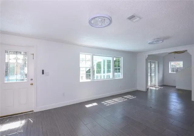 Photo 3 of Single family home for sale at 1655 Drew St, Clearwater, FL 33755 | MLS# W7889540 | Listing updated on 2026-10-05