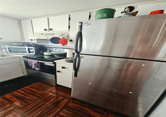 Photo 4 of Condo for sale at 1054 Lotus Cvs Ct #641, Altamonte Springs, FL 32714 | MLS# O6441944 | Listing updated on 2026-09-26
