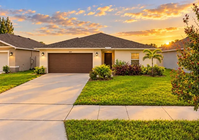 Photo 1 of Single family home for sale at 3799 Whitetail Ct, Saint Cloud, FL 34772 | MLS# S5157608 | Listing updated on 2026-09-16