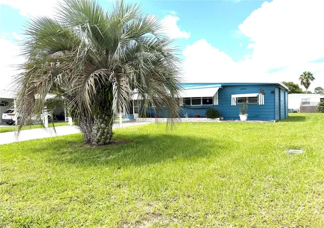 Photo 1 of Manufactured home for sale at 7481 1st Circle Dr, Brooksville, FL 34613 | MLS# W7889541 | Listing updated on 2026-09-20