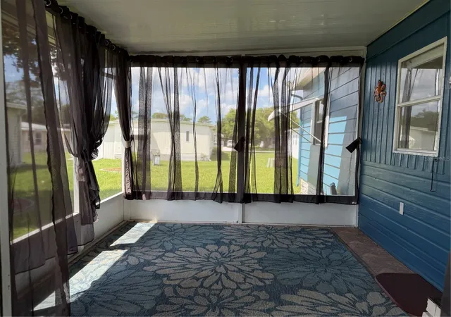 Photo 4 of Manufactured home for sale at 7481 1st Circle Dr, Brooksville, FL 34613 | MLS# W7889541 | Listing updated on 2026-09-20