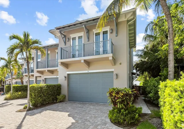 Photo 2 of Townhouse for sale at 1490 Seaway Dr #6, Fort Pierce, FL 34949 | MLS# OM732310 | Listing updated on 2026-10-03