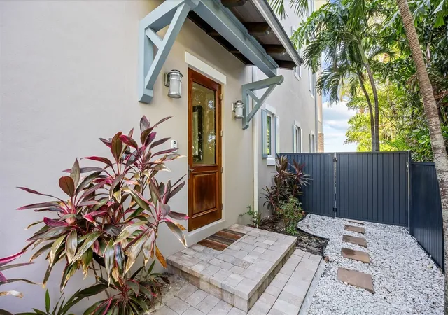 Photo 3 of Townhouse for sale at 1490 Seaway Dr #6, Fort Pierce, FL 34949 | MLS# OM732310 | Listing updated on 2026-10-03