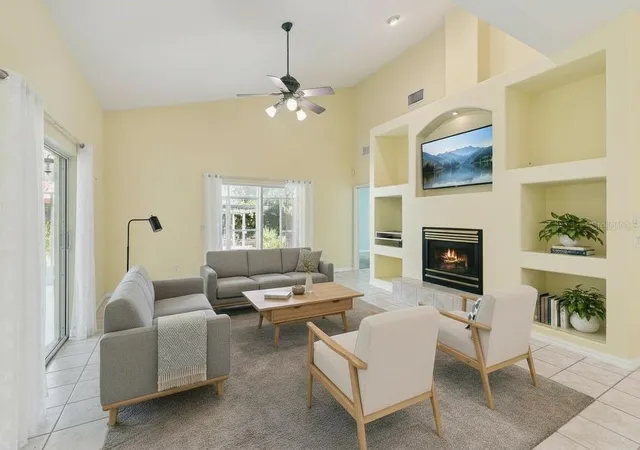 Photo 2 of Single family home for sale at 4325 Farrell Ln, Orlando, FL 32812 | MLS# O6441953 | Listing updated on 2026-09-18