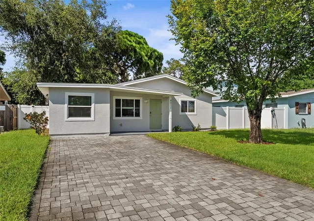 Photo 1 of Single family home for sale at 8011 26th Avenue N, Saint Petersburg, FL 33710 | MLS# TB8548799 | Listing updated on 2026-10-29