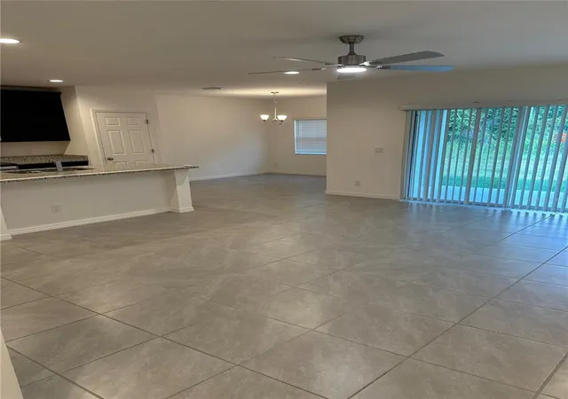 Photo 2 of Townhouse for sale at 189 Glass Onion Dr, Howey In The Hills, FL 34737 | MLS# O6441954 | Listing updated on 2026-10-03