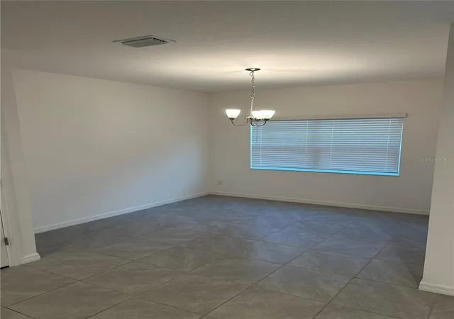 Photo 4 of Townhouse for sale at 189 Glass Onion Dr, Howey In The Hills, FL 34737 | MLS# O6441954 | Listing updated on 2026-10-03