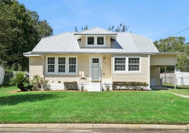 Photo 1 of Single family home for sale at 325 W Newell St, Winter Garden, FL 34787 | MLS# O6441955 | Listing updated on 2026-10-12