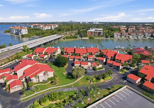 Listing Photo 2 - Condo for sale in building located at 4780 Brittany Dr S, ST PETERSBURG, FL 33715 - Unit #11