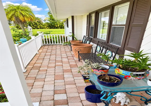Photo 2 of Single family home for sale at 2727 Ne 4th Place, Cape Coral, FL 33909 | MLS# O6441957 | Listing updated on 2026-10-09