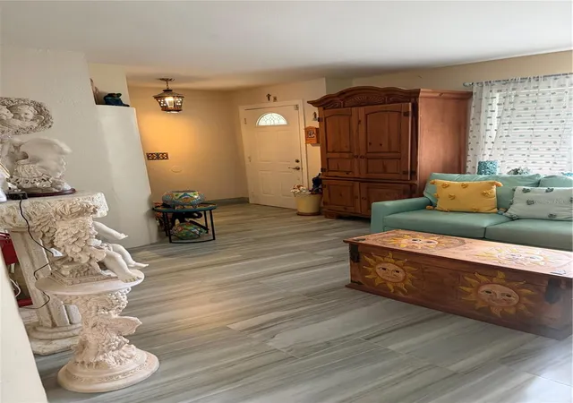 Photo 4 of Single family home for sale at 2727 NE 4th Place, Cape Coral, FL 33909 | MLS# O6441957 | Listing updated on 2026-10-09