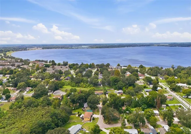Photo 3 of Single family home for sale at 116 Lillian St, Minneola, FL 34715 | MLS# G5117824 | Listing updated on 2026-09-26