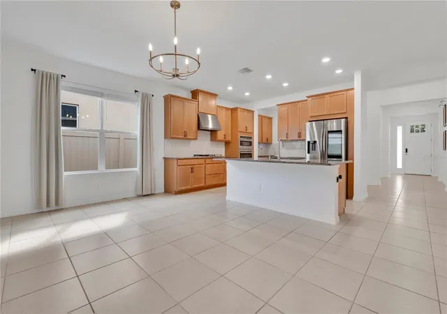 Photo 4 of Single family home for sale at 961 Lakeside Ests Dr, Apopka, FL 32703 | MLS# O6441967 | Listing updated on 2026-09-19