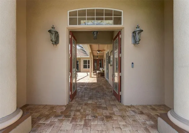 Photo 4 of Single family home for sale at 12061 Sapphire Dr, Spring Hill, FL 34609 | MLS# TB8548814 | Listing updated on 2026-09-16