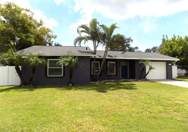Single family home for sale at 11606 79th Avenue, SEMINOLE, FL 33772 | MLS# TB8548821