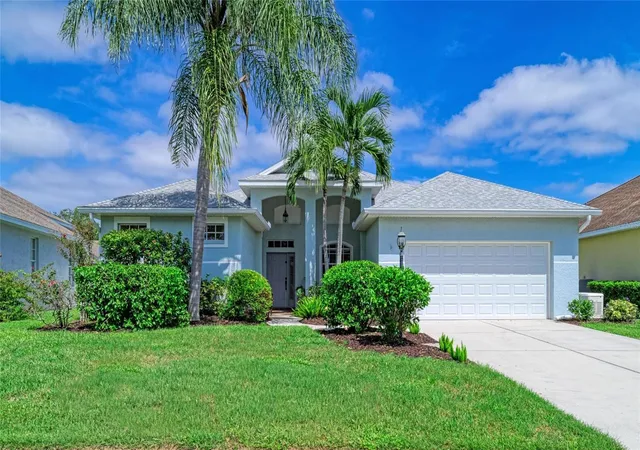 Photo 1 of Single family home for sale at 12105 Beeflower Dr, Lakewood Ranch, FL 34202 | MLS# A4706176 | Listing updated on 2026-10-05