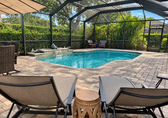 Photo 8 of Single family home for sale at 1535 San Ysidro Way, VENICE, FL 34285 | MLS# A4706177 | Listing updated on 2026-09-29