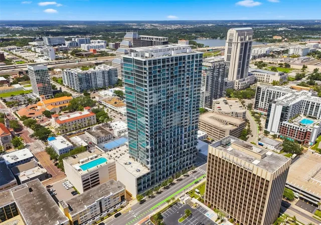 Photo 3 of Condo for sale at 150 E Robinson St #802, Orlando, FL 32801 | MLS# O6441974 | Listing updated on 2026-10-05