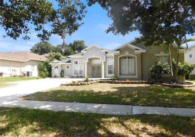 Photo 3 of Sale Pending at 2412 Blue Stone Ct, Valrico, FL 33594 | MLS# TB8548834 | Listing updated on 2026-10-04
