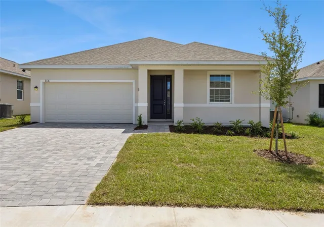 Photo 2 of Single family home for sale at 3776 Watercliff Cir, Grand Island, FL 32735 | MLS# O6441977 | Listing updated on 2026-09-21