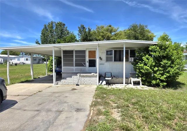 Manufactured home for sale at 8095 Western Cir Dr, BROOKSVILLE, FL 34613 | MLS# W7889548