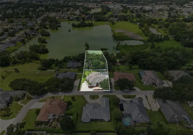 Photo 3 of Single family home for sale at 850 Hanover Way, Lakeland, FL 33813 | MLS# L4965087 | Listing updated on 2026-10-09