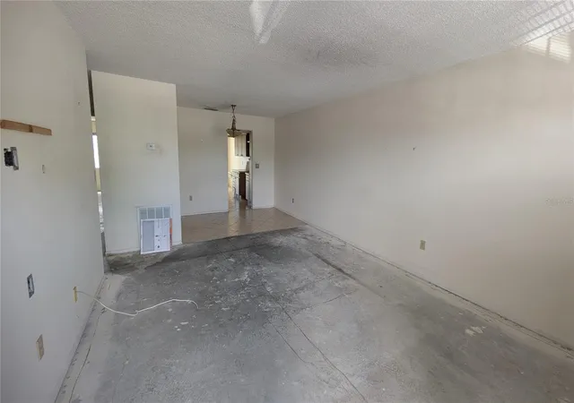 Photo 1 of Condo for sale at 5980 Ter Park Dr N #206, Saint Petersburg, FL 33709 | MLS# OM732316 | Listing updated on 2026-09-24