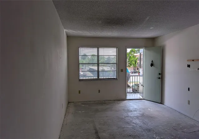 Photo 2 of Condo for sale at 5980 Ter Park Dr N #206, Saint Petersburg, FL 33709 | MLS# OM732316 | Listing updated on 2026-09-24