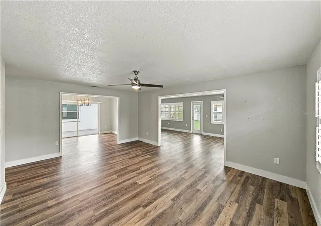 Photo 4 of Multi family home for sale at 451 Cameo Dr, Lakeland, FL 33803 | MLS# L4965088 | Listing updated on 2026-10-07