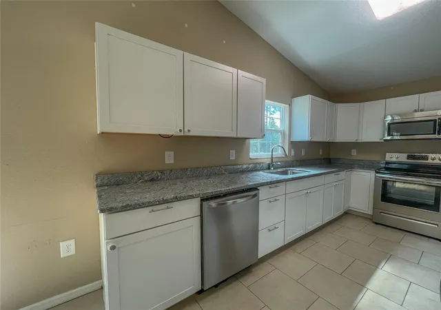 Photo 3 of Single family home for sale at 15316 Scaup Duck Ave, Weeki Wachee, FL 34614 | MLS# OM732317 | Listing updated on 2026-09-22