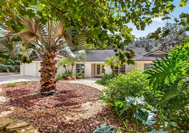Photo 3 of Single family home for sale at 513 Garrard Dr, Temple Terrace, FL 33617 | MLS# TB8548842 | Listing updated on 2026-10-04