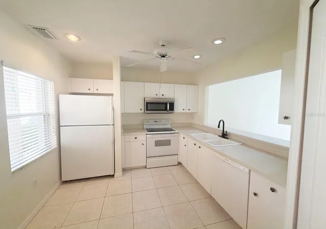Photo 2 of Townhouse for sale at 145 Nature Trl, Ormond Beach, FL 32174 | MLS# O6441979 | Listing updated on 2026-09-17