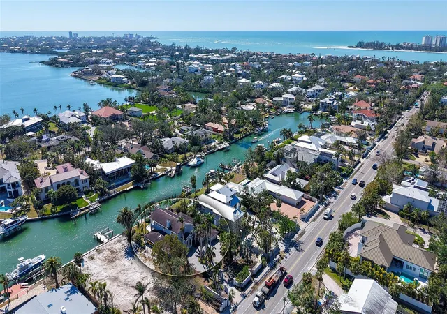 Photo 4 of Single family home for sale at 732 Siesta Dr, Sarasota, FL 34242 | MLS# A4706185 | Listing updated on 2026-09-19