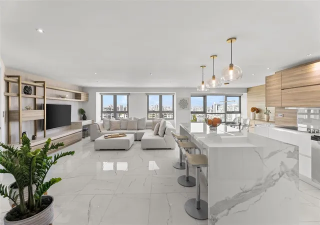 Photo 4 of Condo for sale at 103 Avenida De Diego #1906, San Juan, PR 00911 | MLS# PR9124191 | Listing updated on 2026-09-16