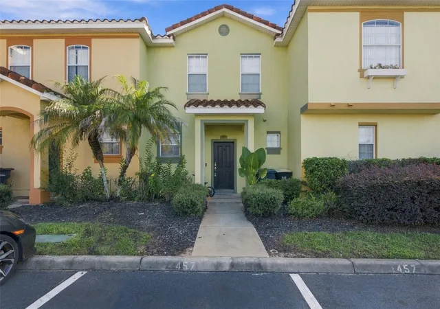 Photo 1 of Townhouse for sale at 457 Madison Cir, Davenport, FL 33896 | MLS# O6441989 | Listing updated on 2026-09-22