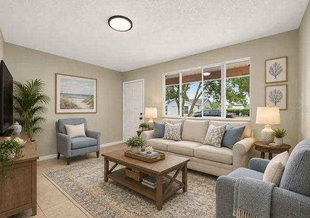 Photo 2 of Single family home for sale at 8175 Sw 109th Street Rd, Ocala, FL 34481 | MLS# O6441997 | Listing updated on 2026-09-16