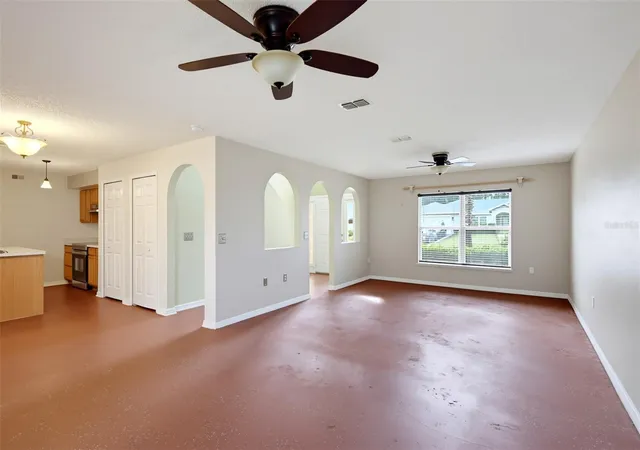 Photo 4 of Single family home for sale at 43 Ryland Dr, Palm Coast, FL 32164 | MLS# FC321465 | Listing updated on 2026-10-08