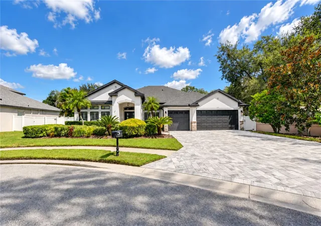 Photo 3 of Single family home for sale at 8530 Northton Groves Blvd, Odessa, FL 33556 | MLS# TB8548866 | Listing updated on 2026-09-23