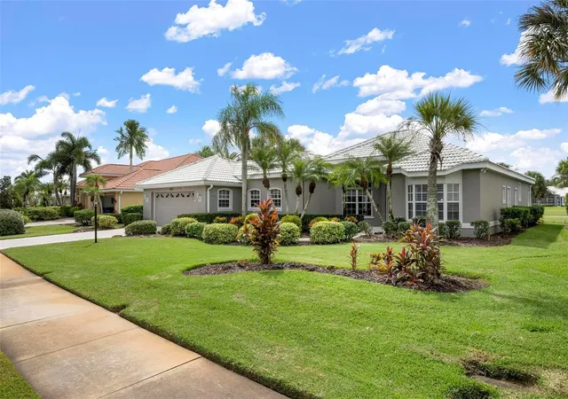 Photo 3 of Single family home for sale at 613 Khyber Ln, Venice, FL 34293 | MLS# N6145773 | Listing updated on 2026-10-06
