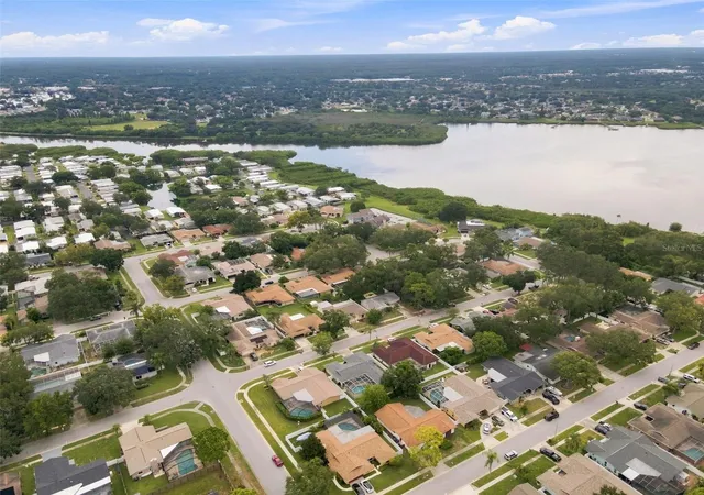 Photo 3 of Single family home for sale at 203 Hillcrest Dr, Safety Harbor, FL 34695 | MLS# TB8548870 | Listing updated on 2026-09-23