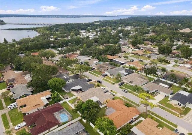 Photo 3 of Single family home for sale at 203 Hillcrest Dr, Safety Harbor, FL 34695 | MLS# TB8548870 | Listing updated on 2026-09-23