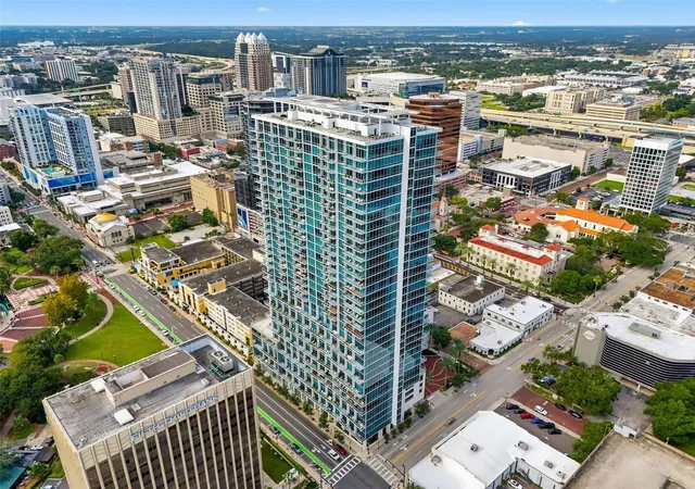 Photo 2 of Condo for sale at 150 E Robinson St #3209, Orlando, FL 32801 | MLS# O6442005 | Listing updated on 2026-10-05